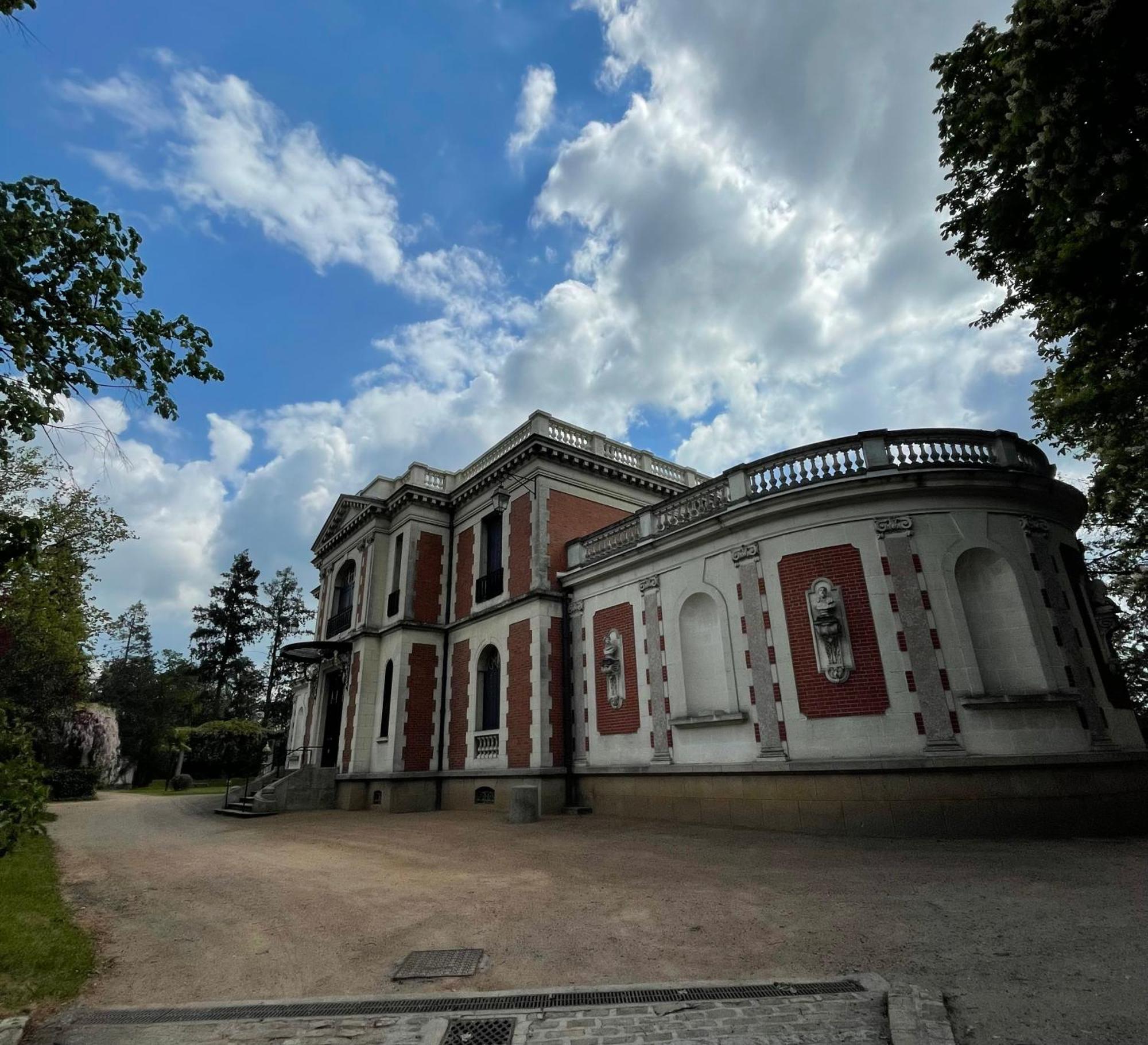 Le Troglodyte - Home Homy Montluçon Exterior foto